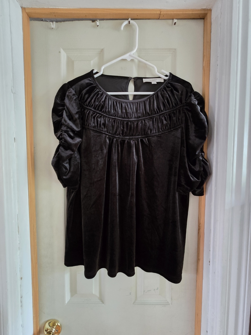 LOFT Black Velvet Puff-Sleeve Blouse